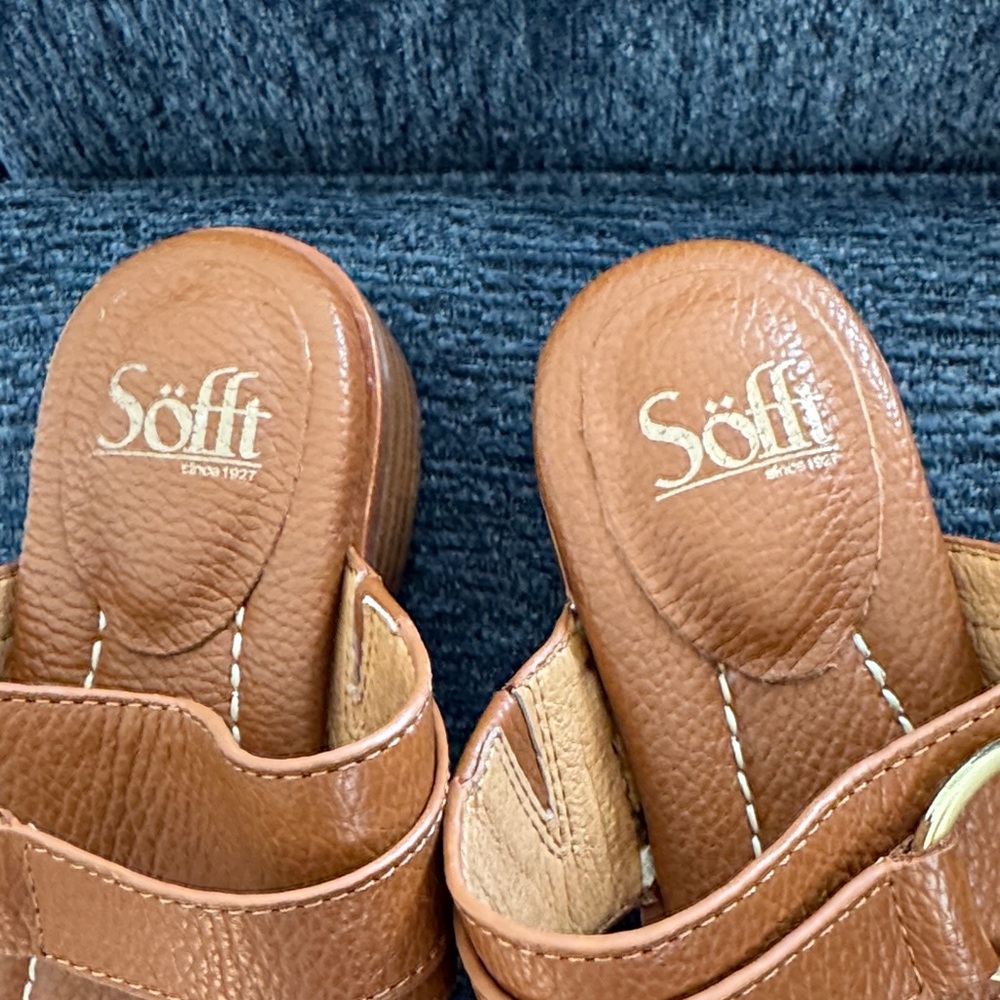 Sofft Brown Leather Sandals - Picture 4 of 7